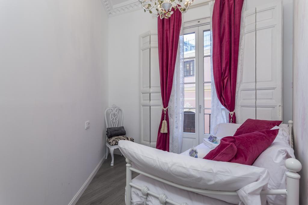 Puerta Del Sol Center Apartment Madrid Luaran gambar