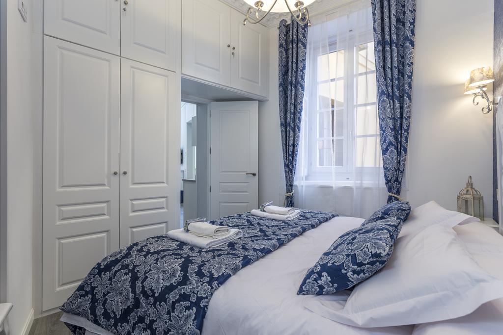 Puerta Del Sol Center Apartment Madrid Luaran gambar